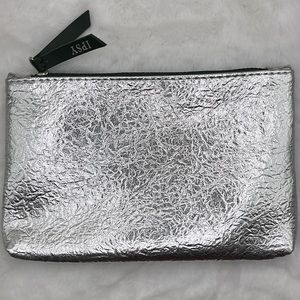 3/$9 Ipsy Glam Bag December 2019 - Silver with Dark Green Accents